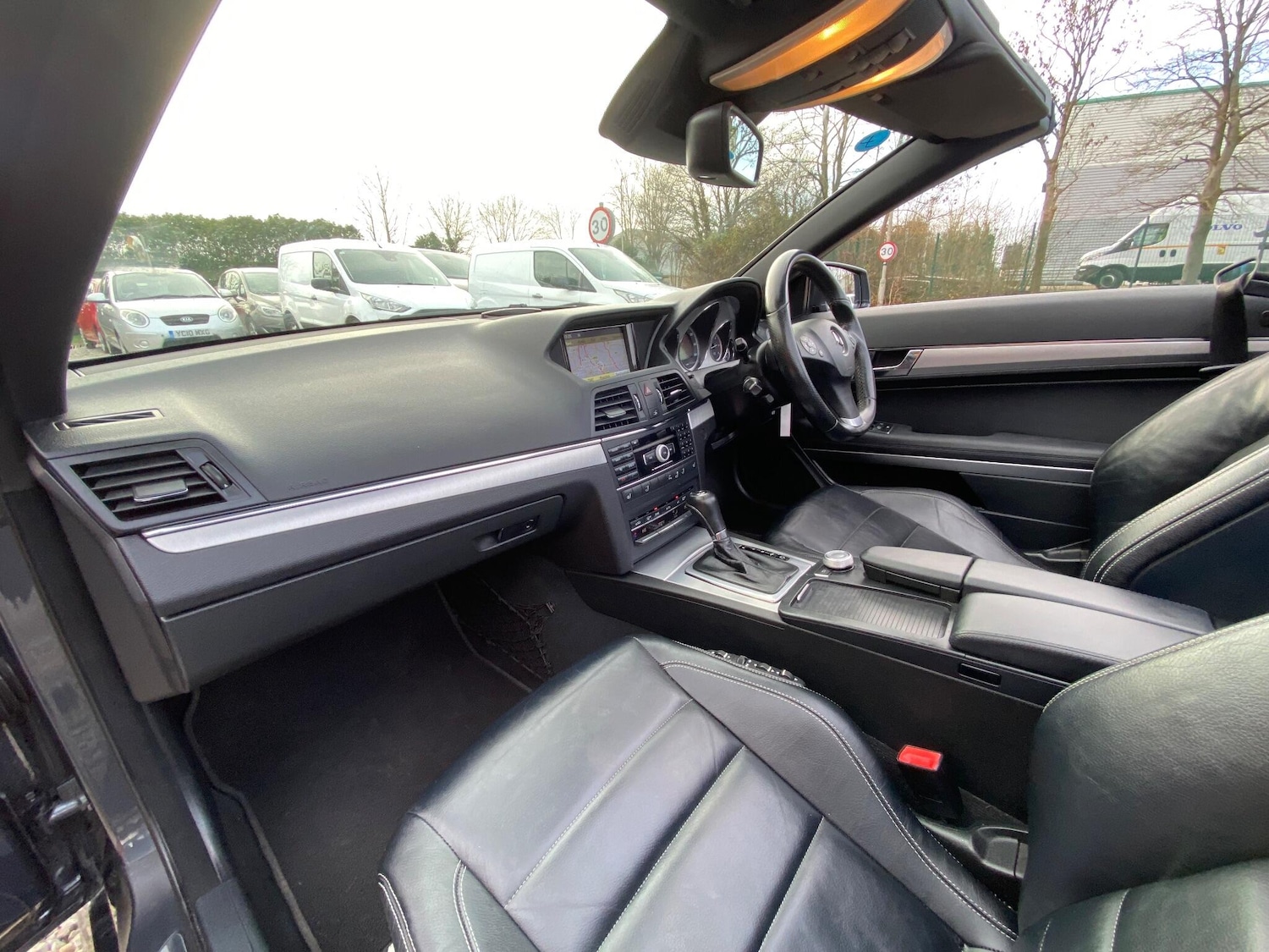 Used Mercedes-Benz E Class 2010 for sale - 77175633: Photo 16