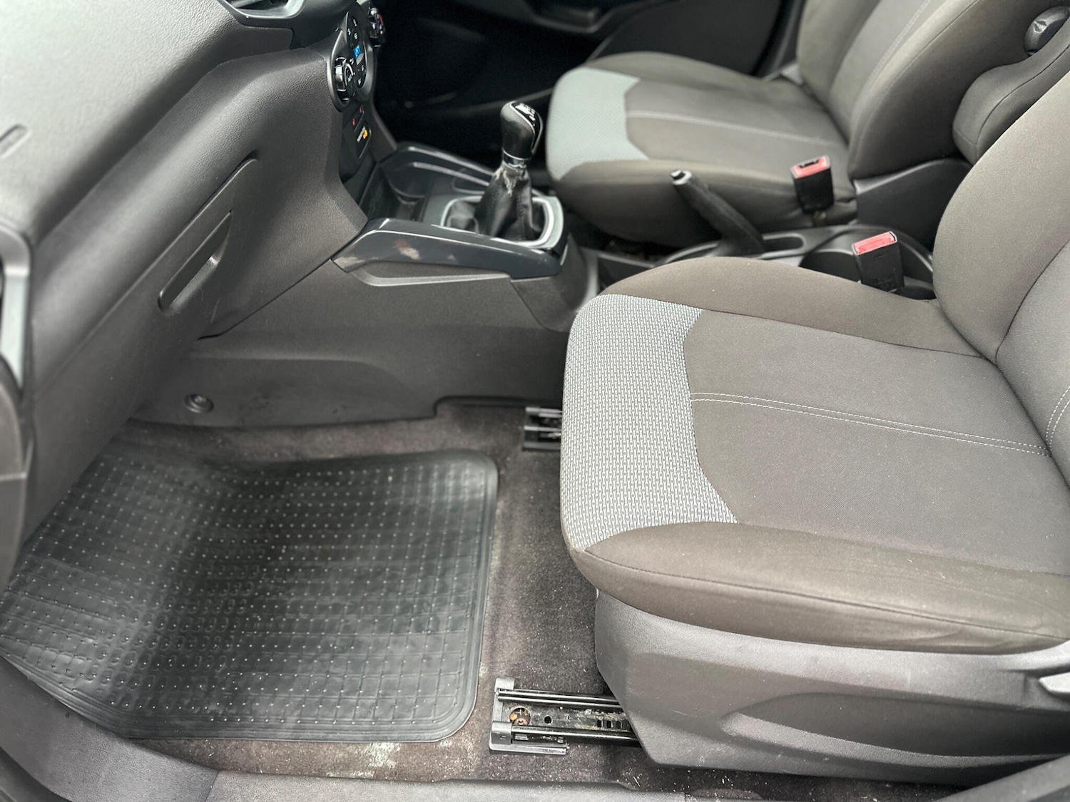 Used Ford Ecosport 2016 for sale - 77550483: Photo 36