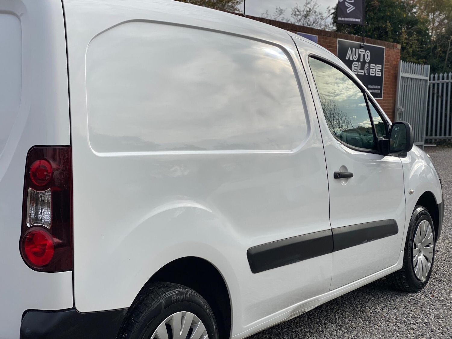Used Citroen Berlingo 2016 for sale - 76389245: Photo 19