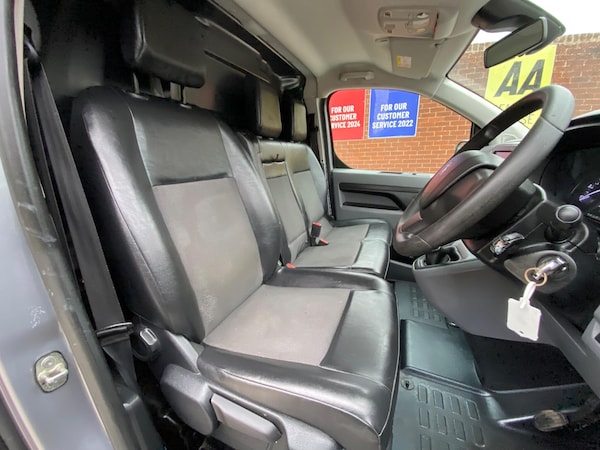 Used Peugeot Expert 2019 for sale - 76270906: Photo 17