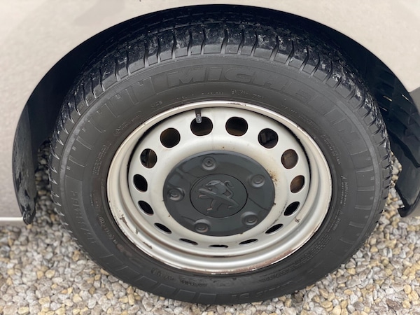 Used Peugeot Expert 2019 for sale - 76270906: Photo 23