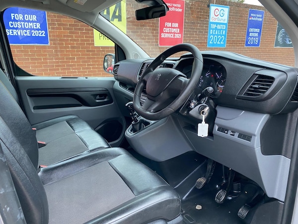 Used Peugeot Expert 2019 for sale - 76270906: Photo 50
