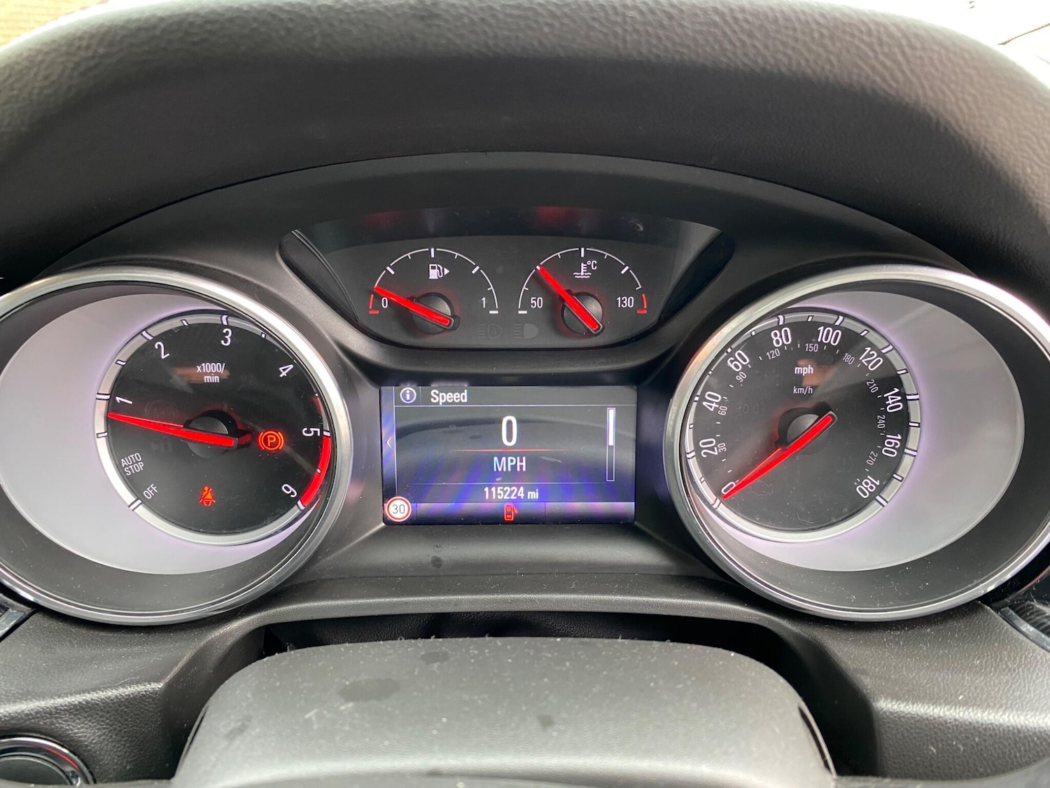 Used Vauxhall Insignia 2017 for sale - 77637520: Photo 10