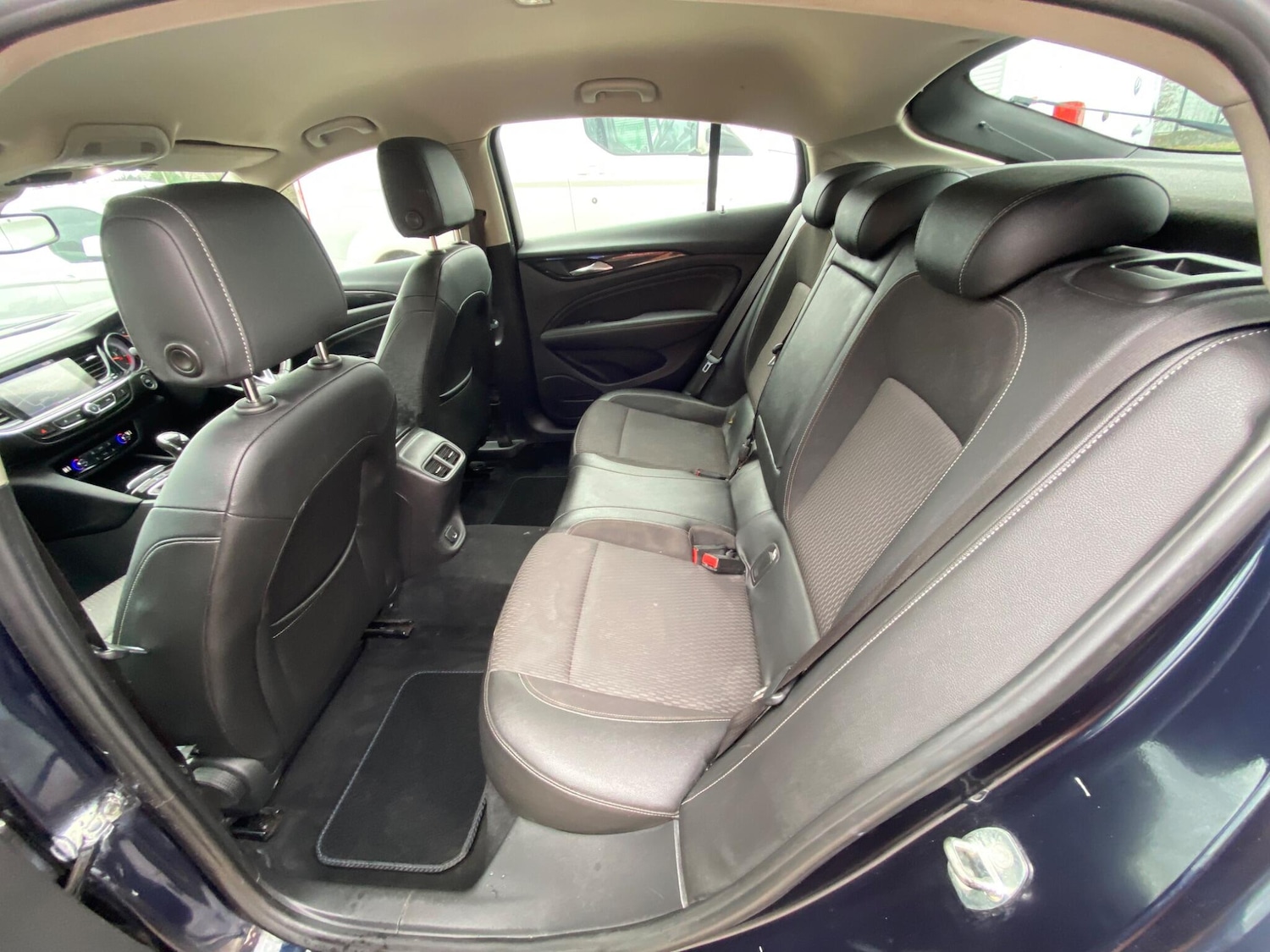 Used Vauxhall Insignia 2017 for sale - 77637520: Photo 26