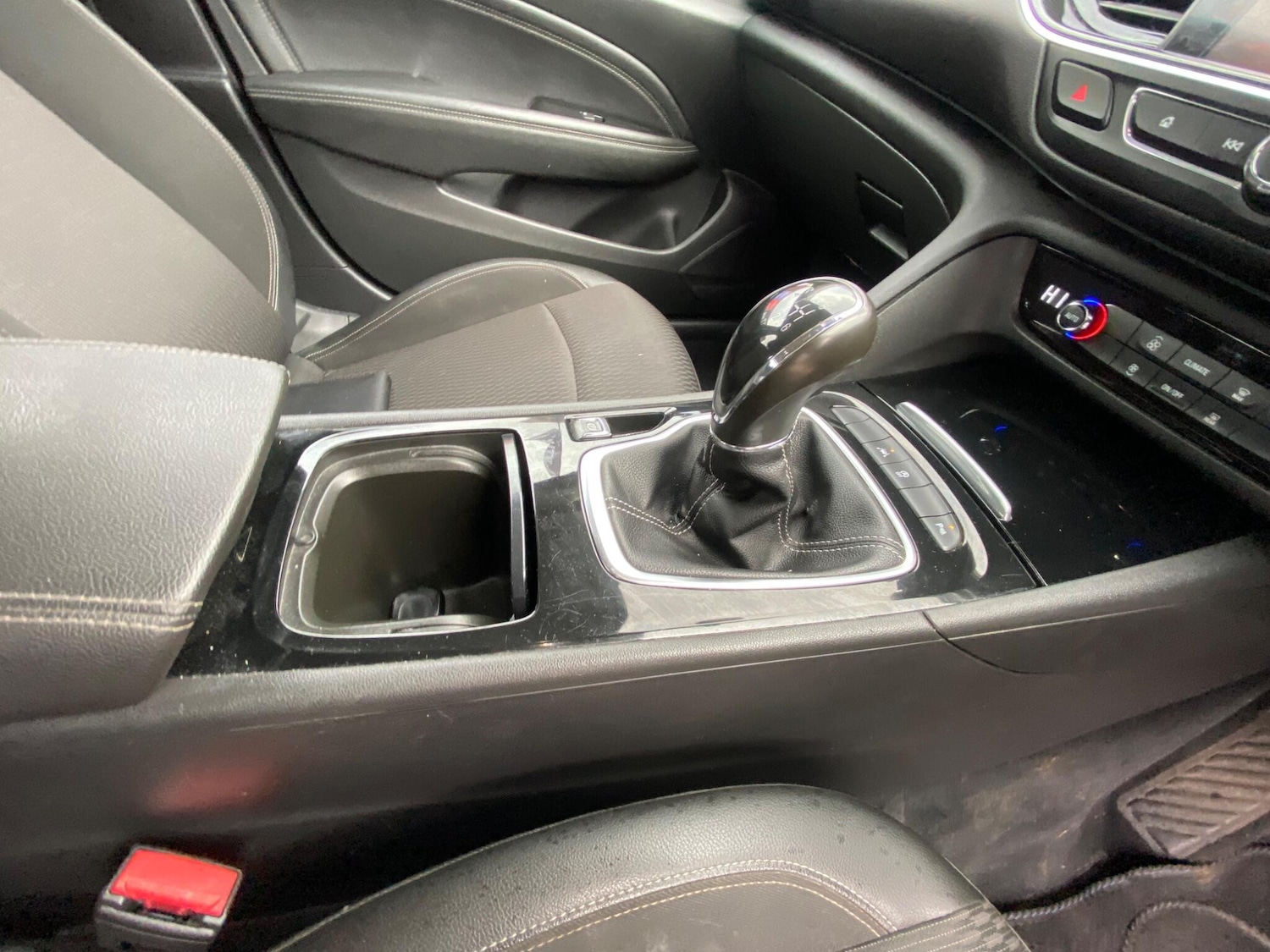 Used Vauxhall Insignia 2017 for sale - 77637520: Photo 39