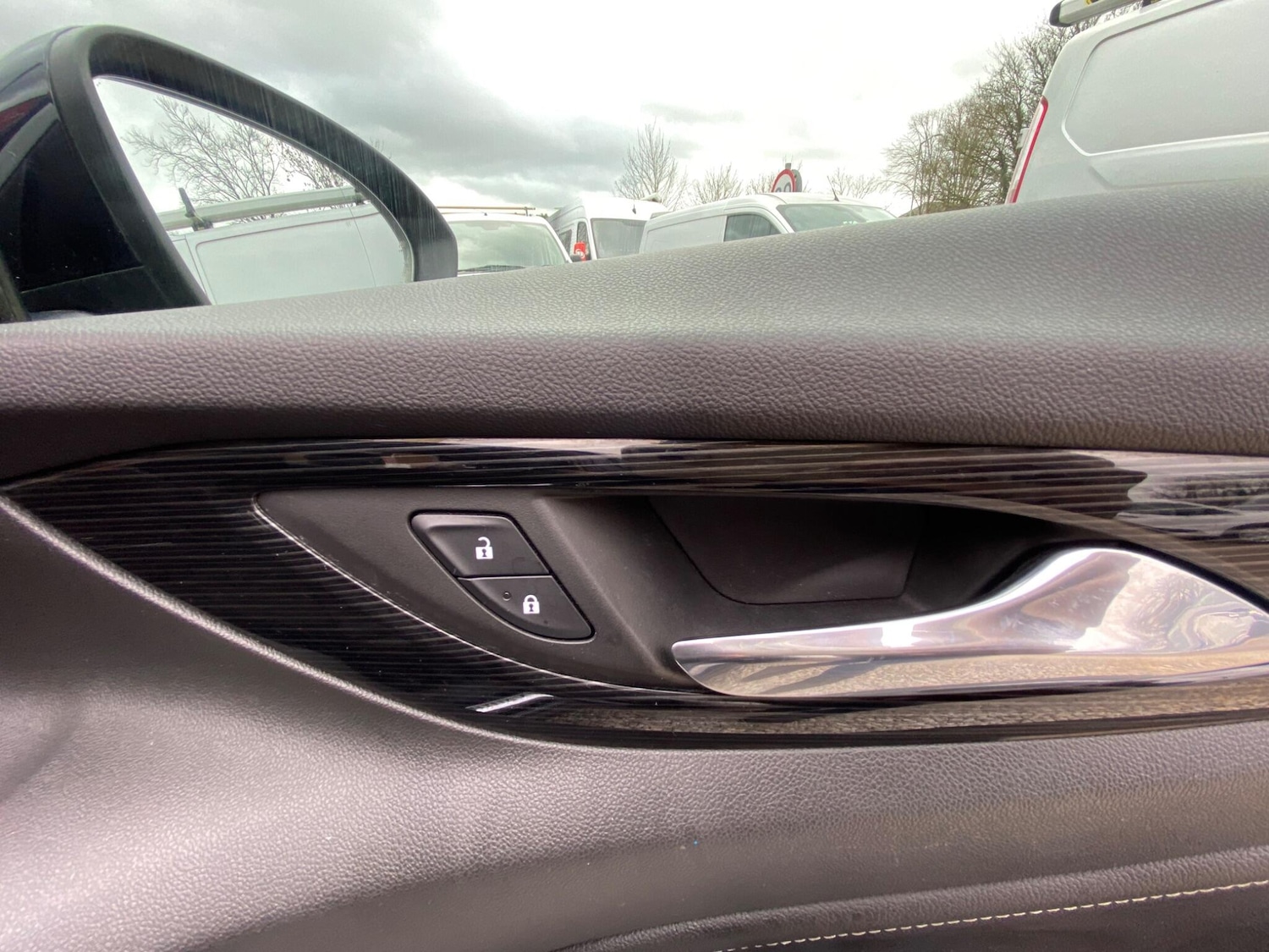 Used Vauxhall Insignia 2017 for sale - 77637520: Photo 51