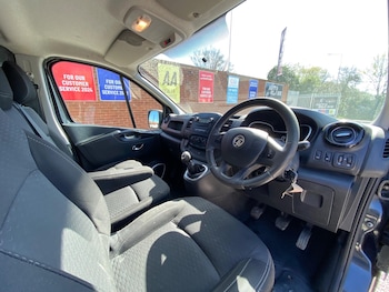 Used Vauxhall Vivaro 2016 for sale - 78128249: Photo