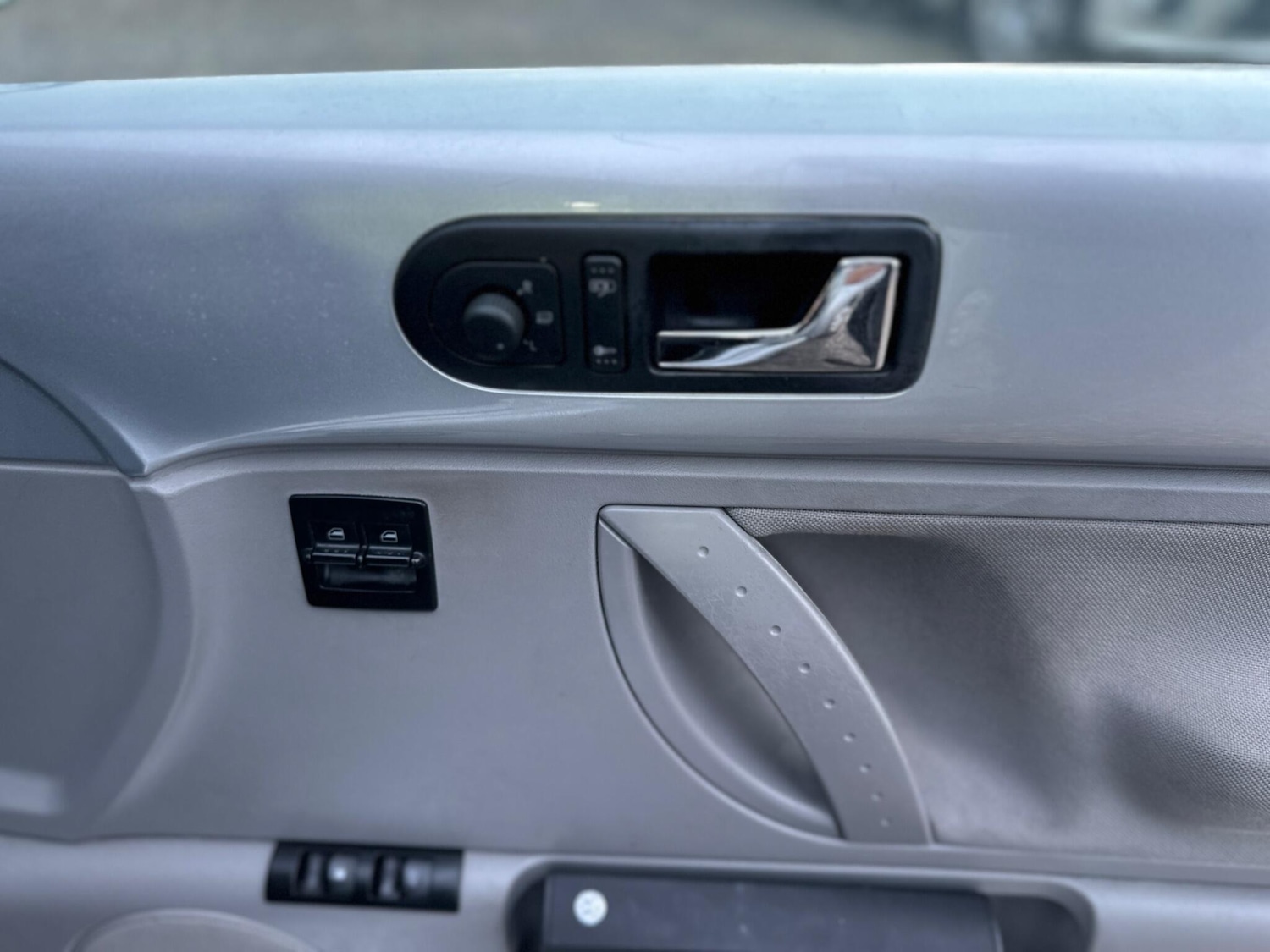 Used Volkswagen Beetle 2005 for sale - 77119810: Photo 27