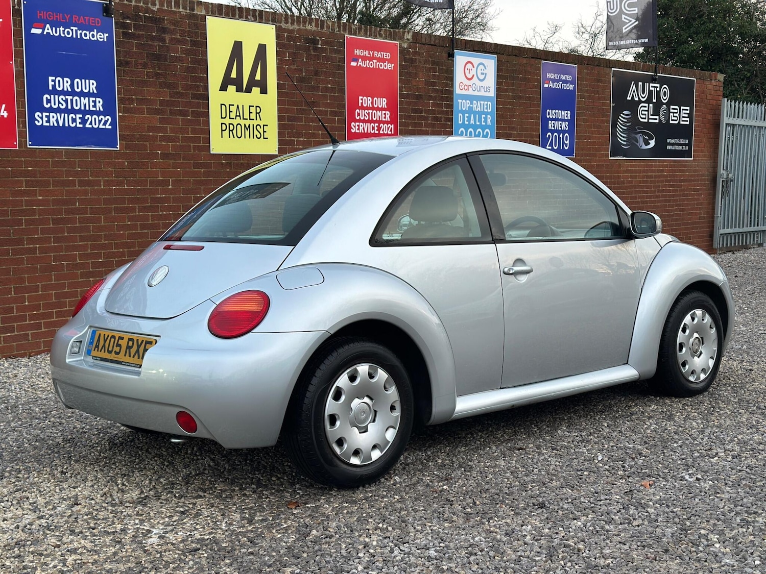 Used Volkswagen Beetle 2005 for sale - 77119810: Photo 5