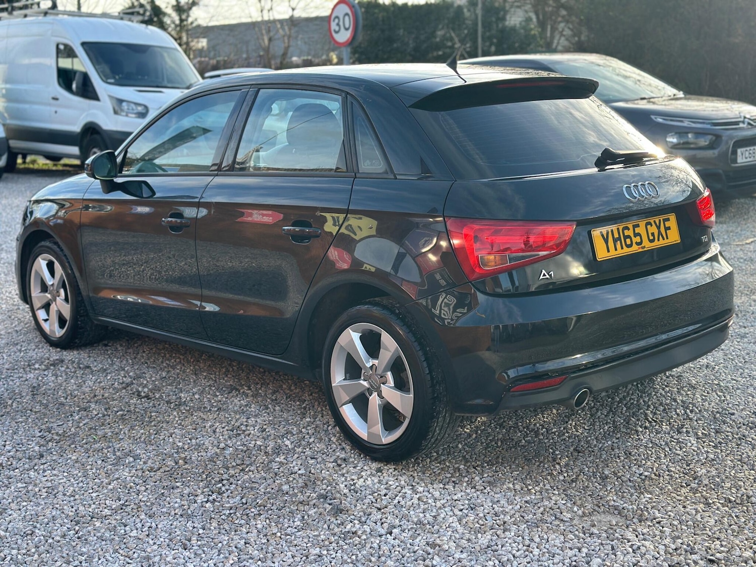 Used Audi A1 2015 for sale - 78147833: Photo 4
