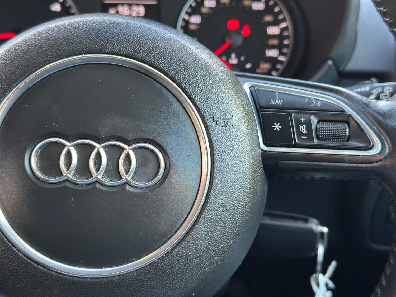 Used Audi A1 2015 for sale - 78147833: Photo 44