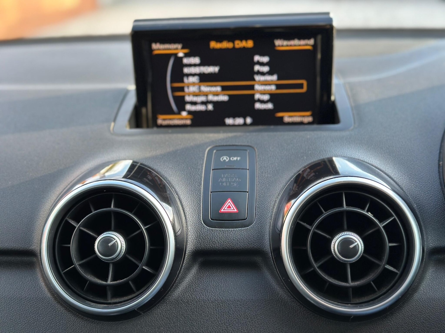 Used Audi A1 2015 for sale - 78147833: Photo 47