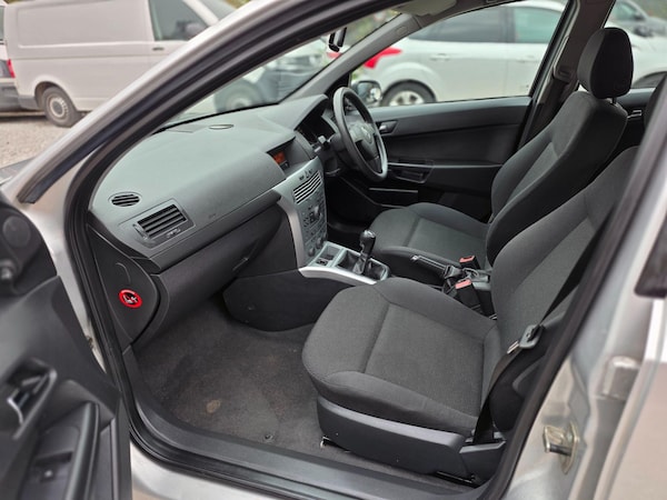 Used Vauxhall Astra 2009 for sale - 76314624: Photo 41