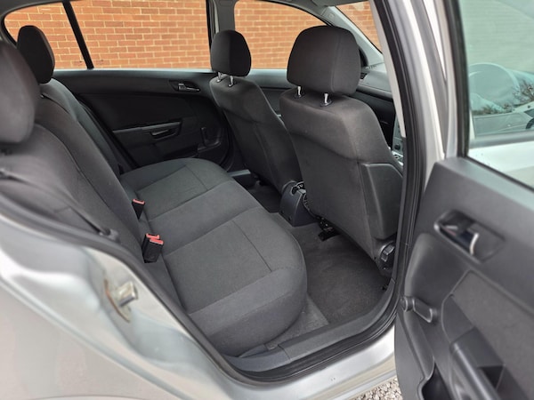 Used Vauxhall Astra 2009 for sale - 76314624: Photo 8