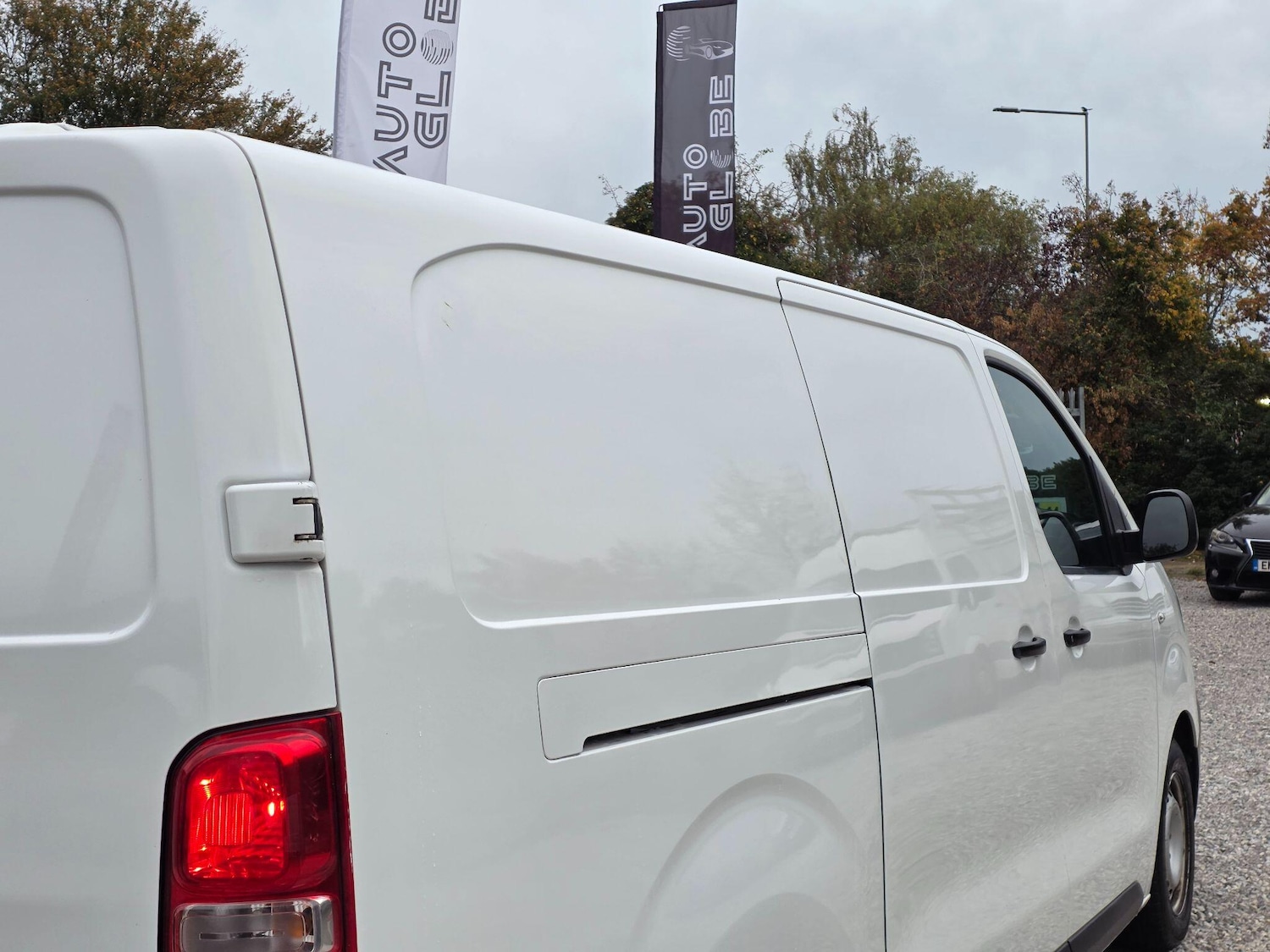 Used Vauxhall Vivaro for sale - 78048242: Photo 28