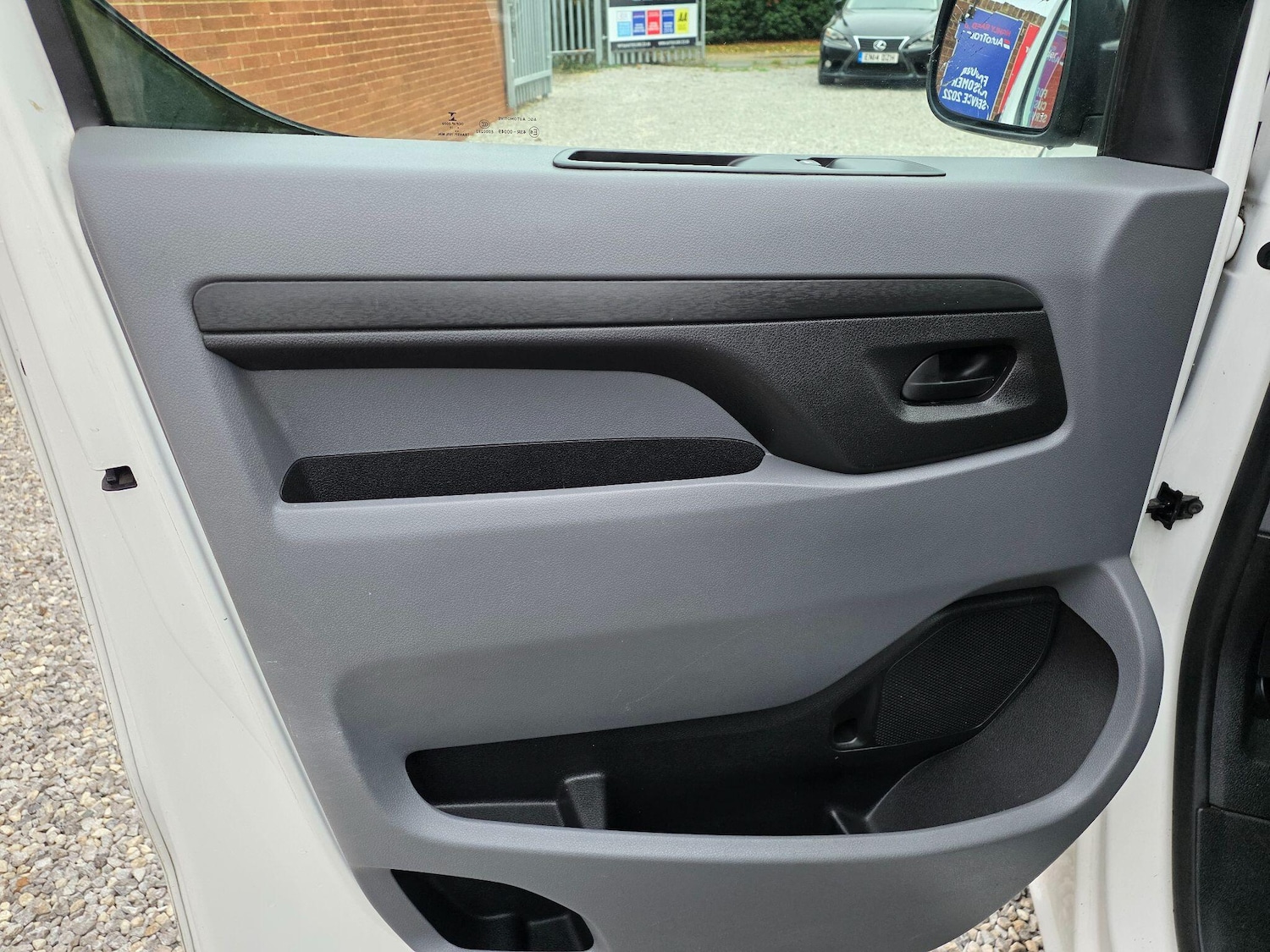 Used Vauxhall Vivaro for sale - 78048242: Photo 40