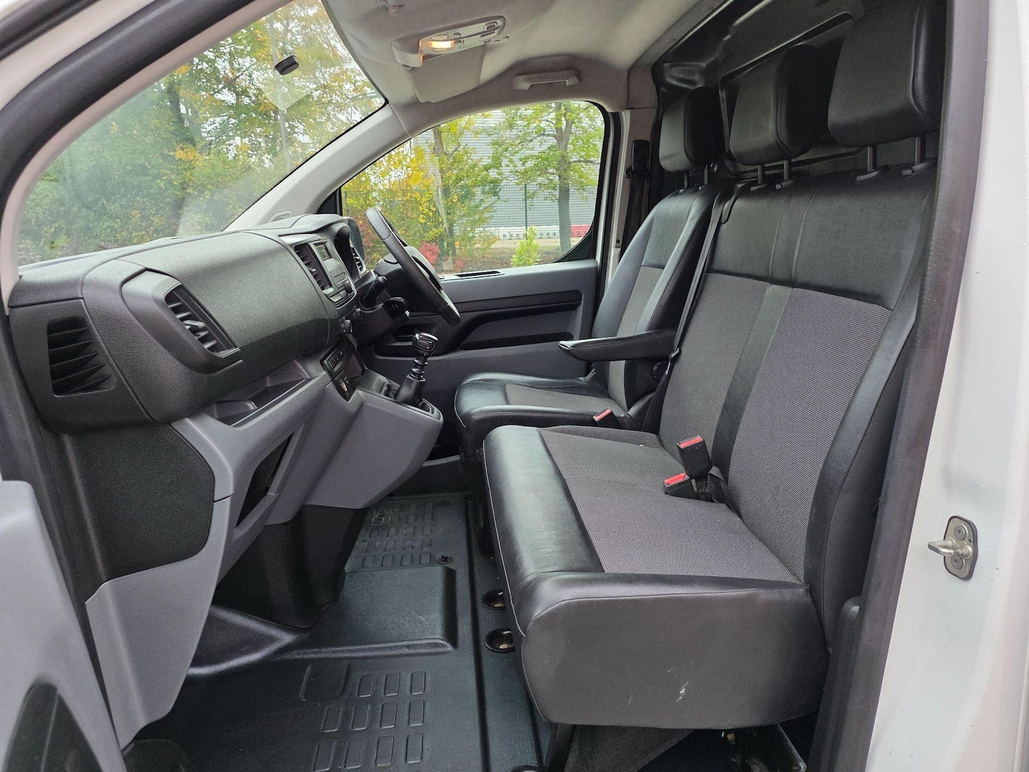 Used Vauxhall Vivaro for sale - 78048242: Photo 8