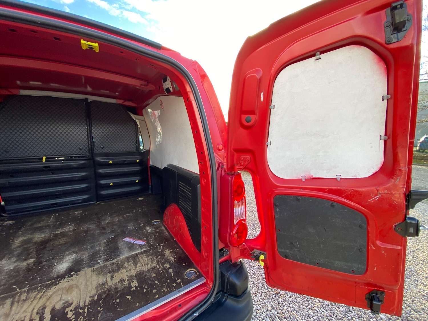 Used Peugeot Partner 2012 for sale - 77574547: Photo 16