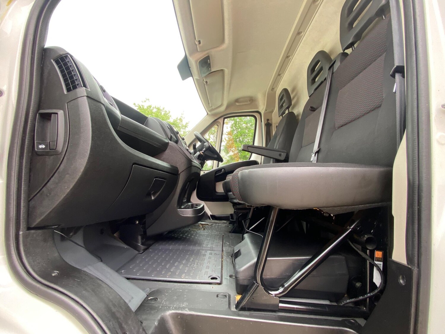 Vehicle 44