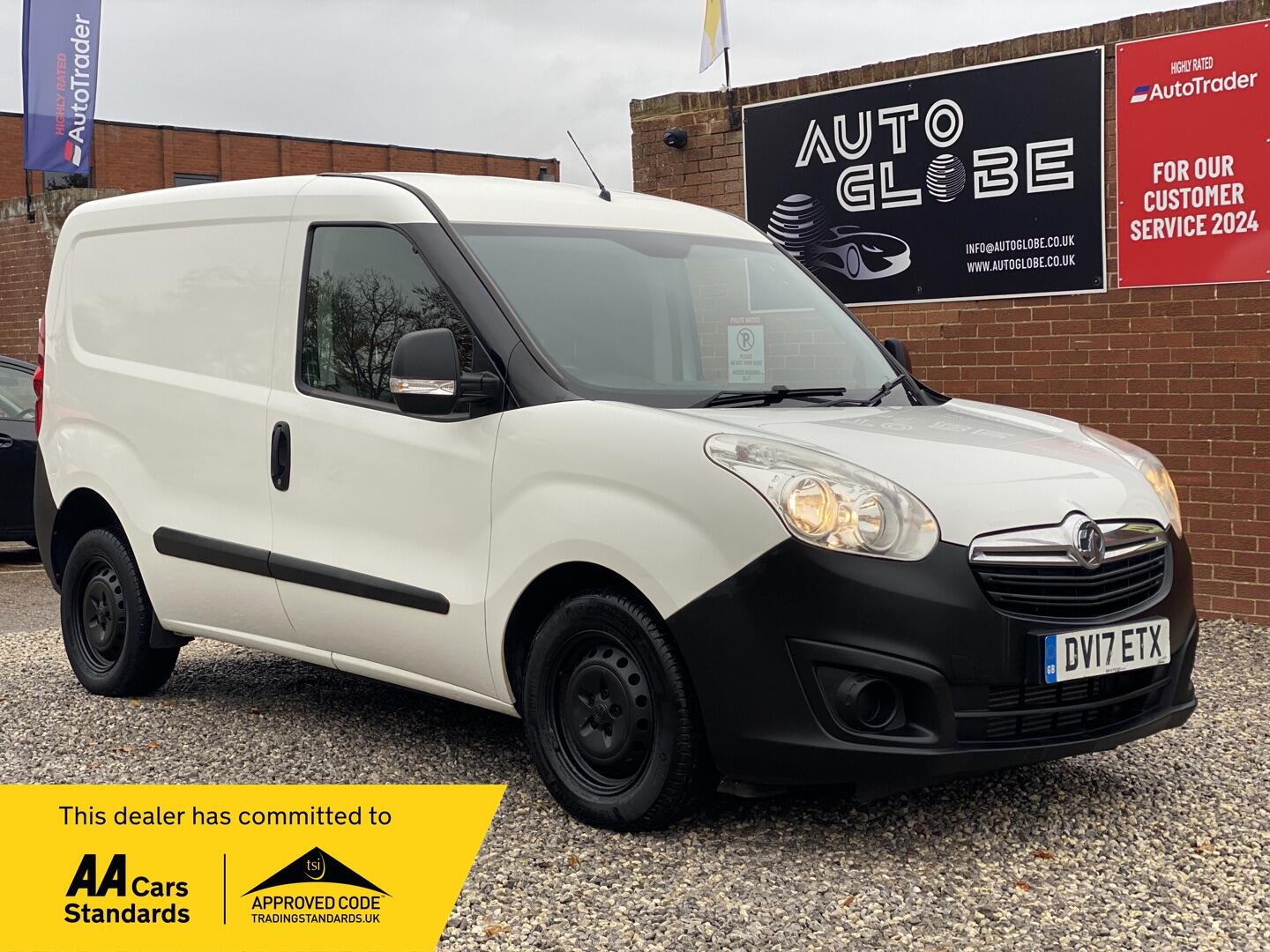 Used Vauxhall Combo 2017 for sale - 76408506: Photo 1