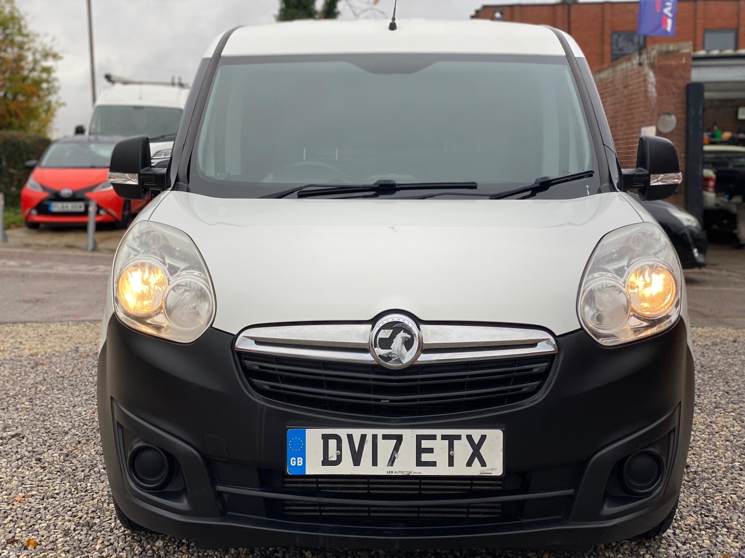 Used Vauxhall Combo 2017 for sale - 76408506: Photo 12