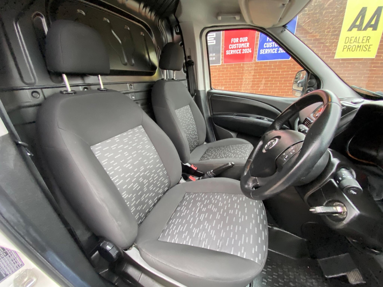 Used Vauxhall Combo 2017 for sale - 76408506: Photo 18
