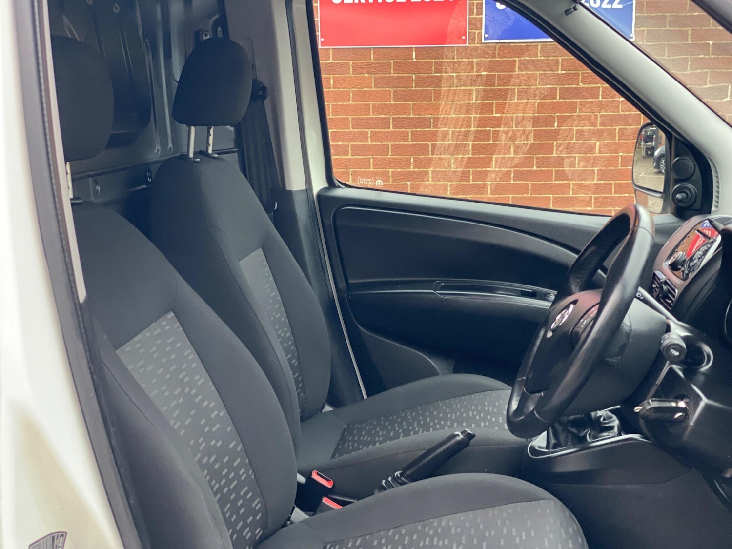 Used Vauxhall Combo 2017 for sale - 76408506: Photo 20