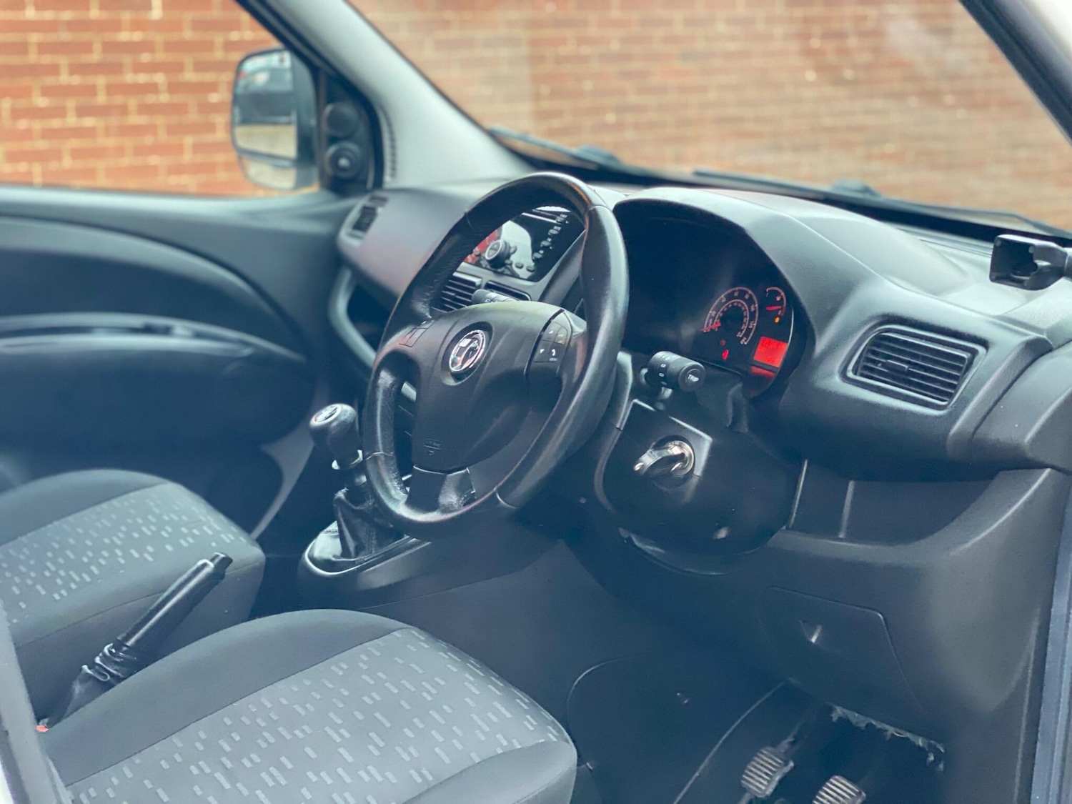 Used Vauxhall Combo 2017 for sale - 76408506: Photo 25