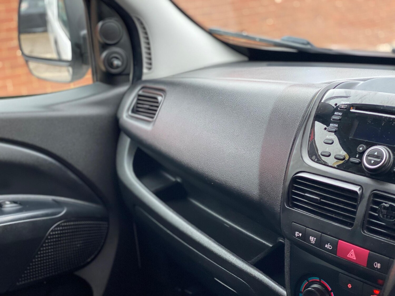 Used Vauxhall Combo 2017 for sale - 76408506: Photo 29