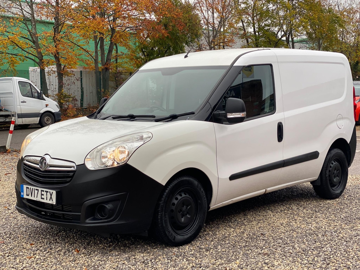 Used Vauxhall Combo 2017 for sale - 76408506: Photo 3