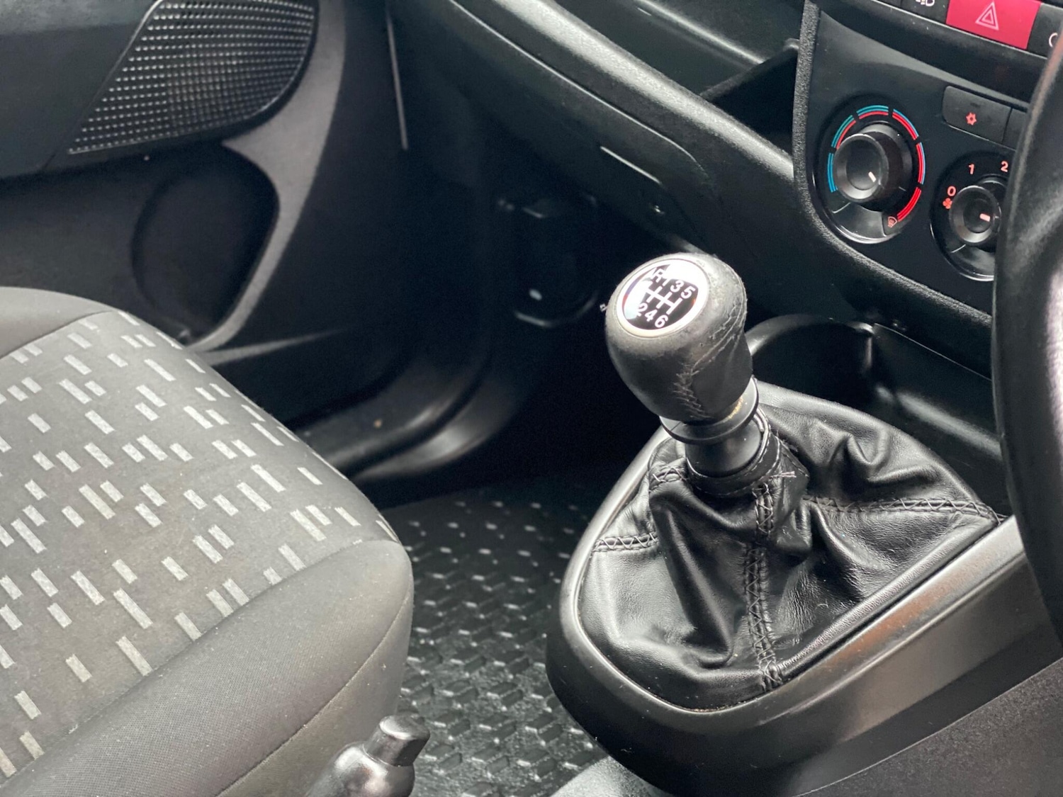 Used Vauxhall Combo 2017 for sale - 76408506: Photo 30