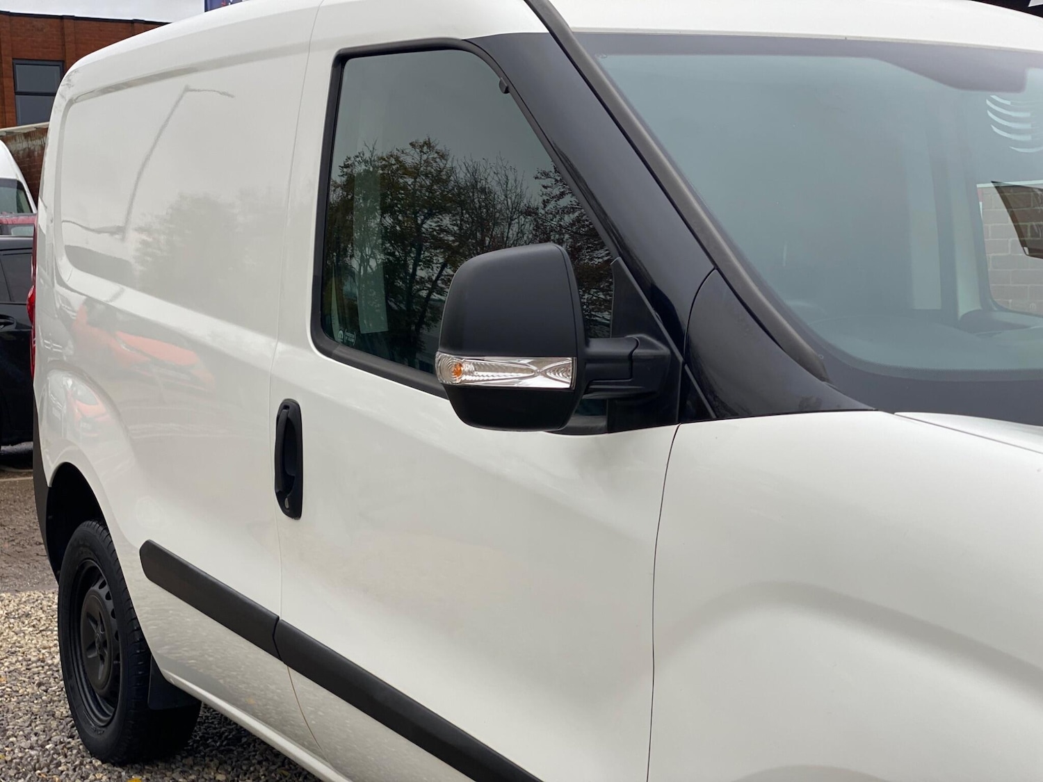 Used Vauxhall Combo 2017 for sale - 76408506: Photo 44