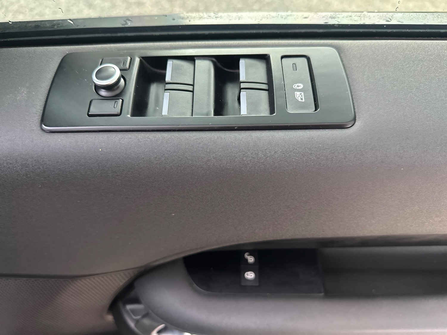 Used Land Rover Discovery 2019 for sale - 76159114: Photo 28