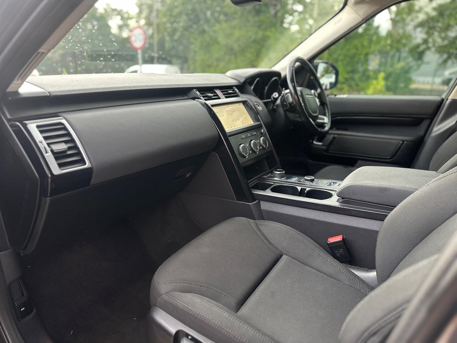 Used Land Rover Discovery 2019 for sale - 76159114: Photo 8