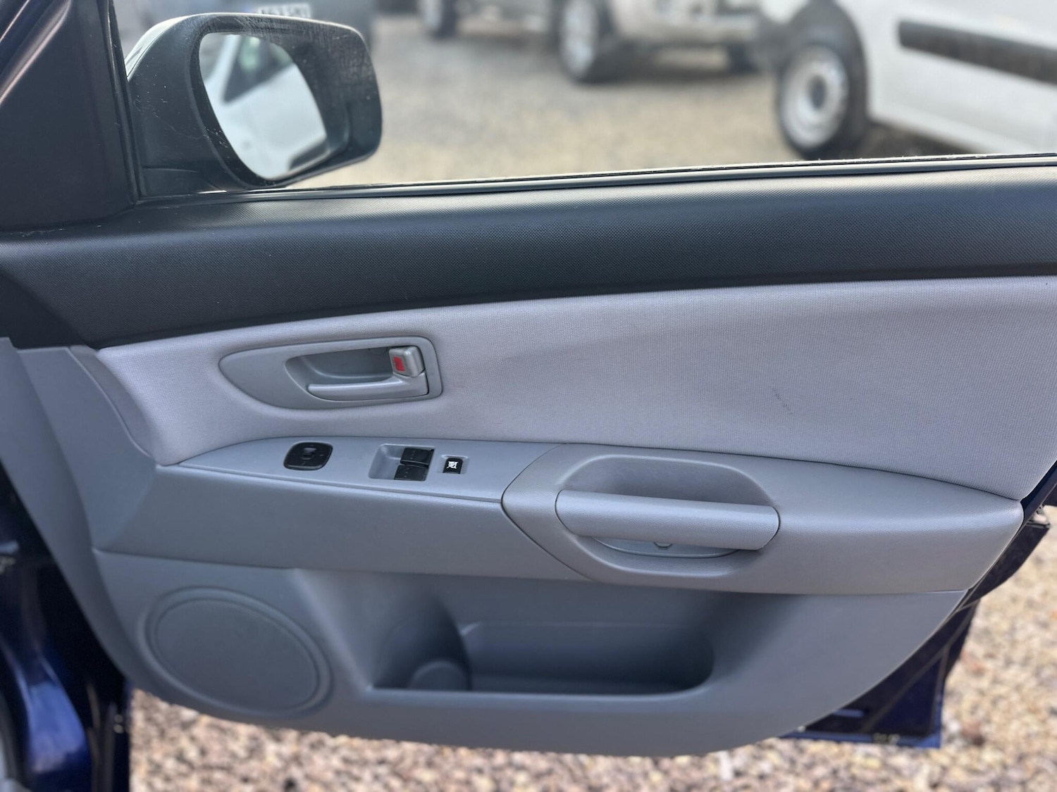 Used Mazda Mazda3 2006 for sale - 77131596: Photo 23