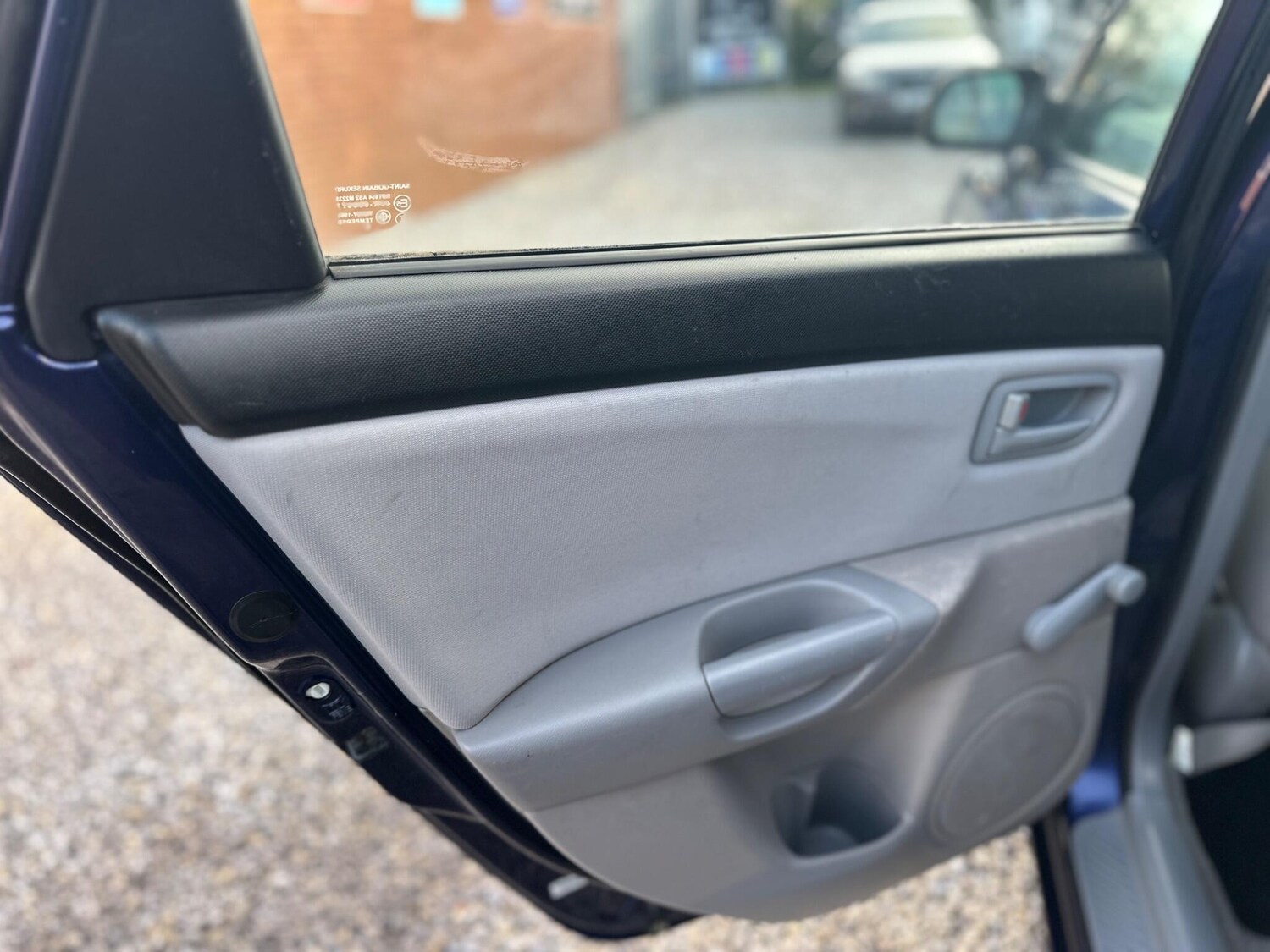 Used Mazda Mazda3 2006 for sale - 77131596: Photo 32