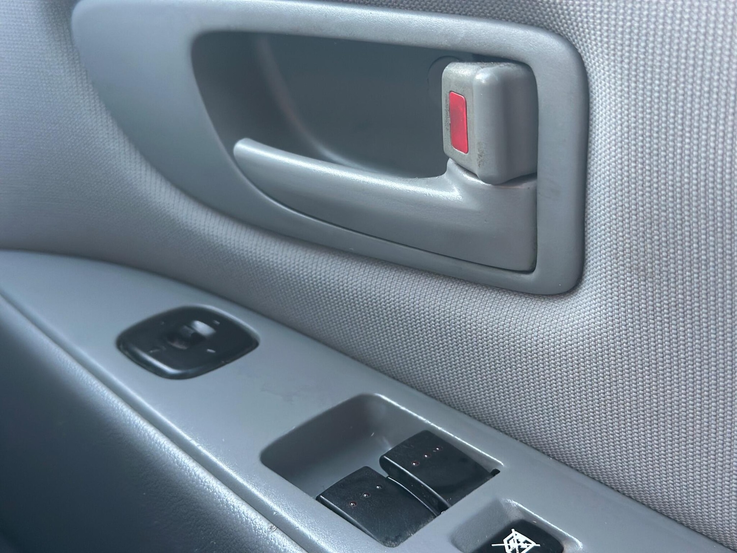 Used Mazda Mazda3 2006 for sale - 77131596: Photo 38