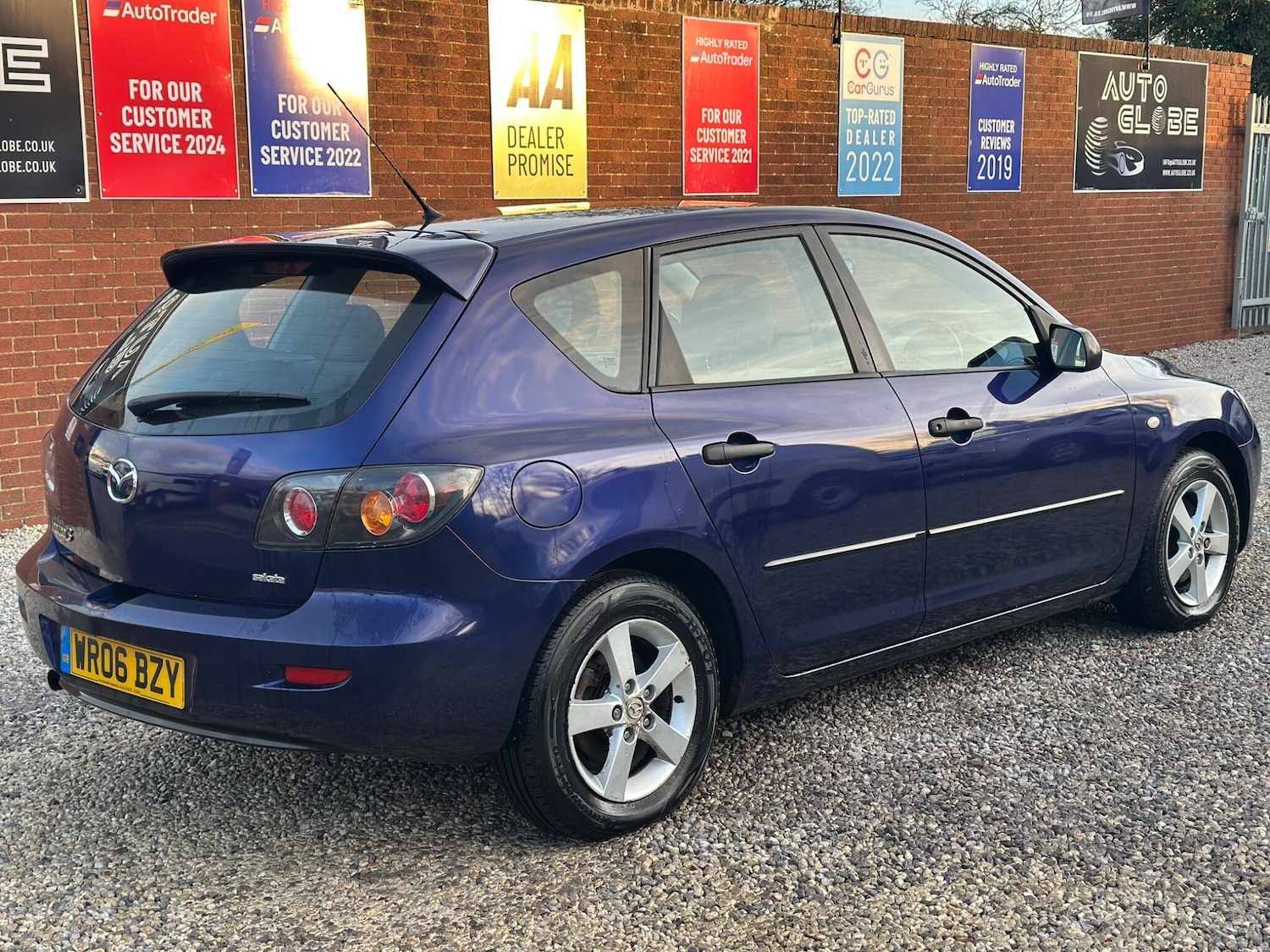 Used Mazda Mazda3 2006 for sale - 77131596: Photo 4