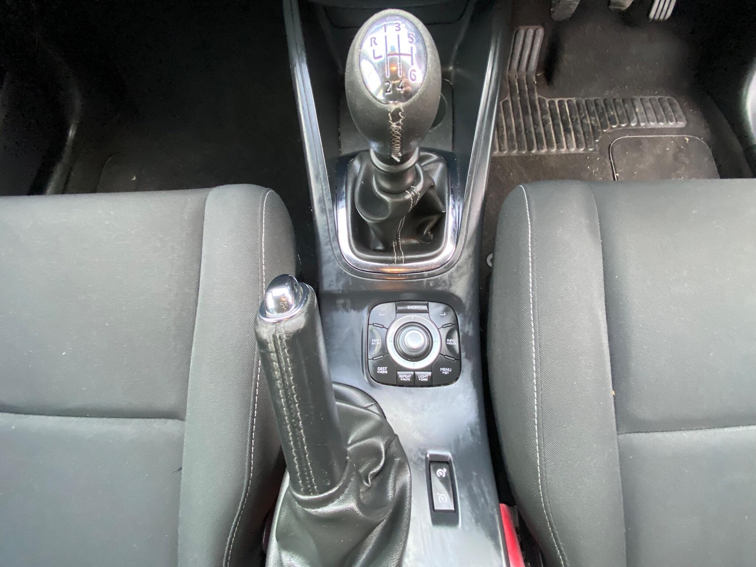 Used Renault Megane 2012 for sale - 76326249: Photo 32