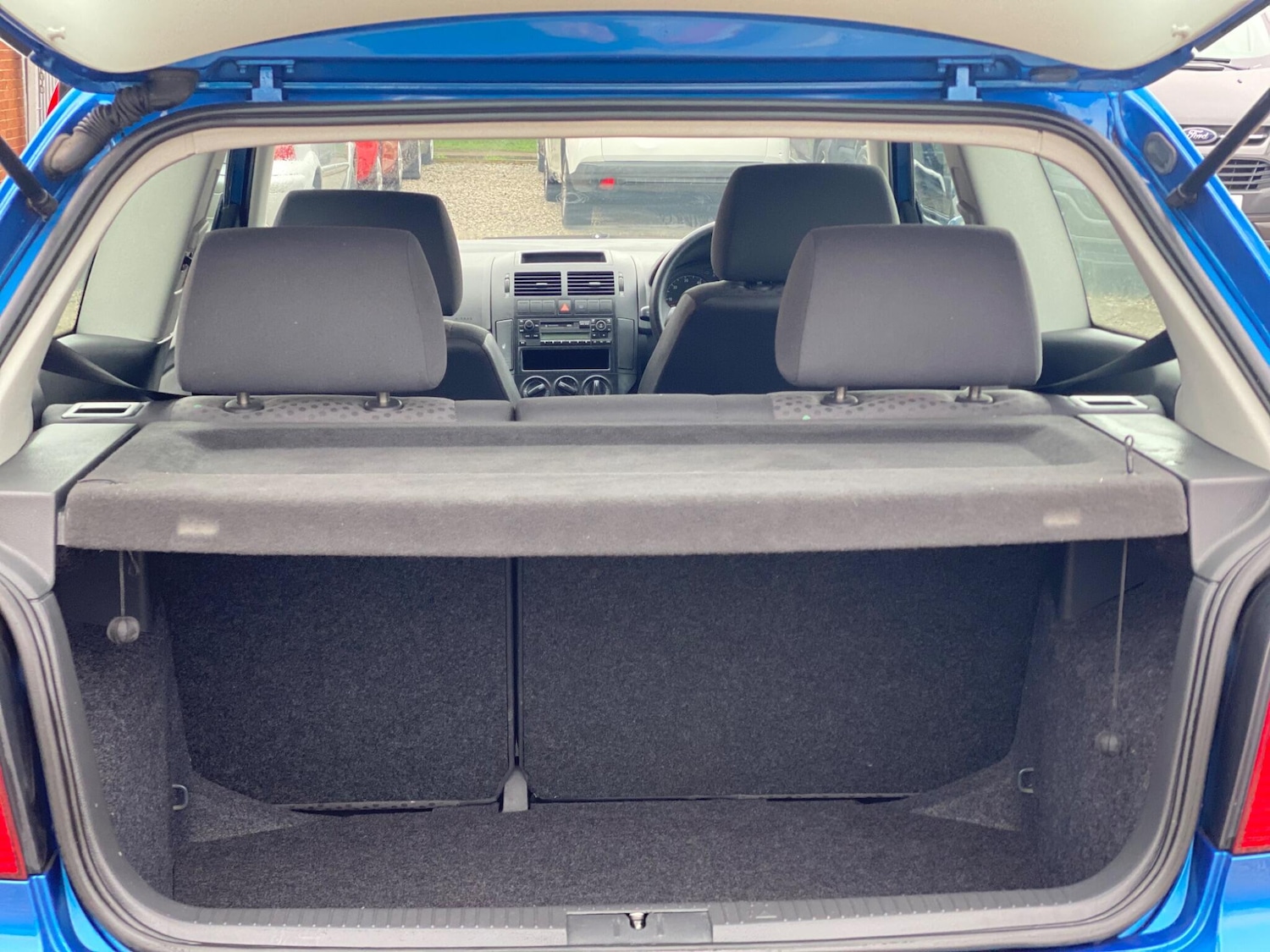 Used Volkswagen Polo 2004 for sale - 77469103: Photo 35