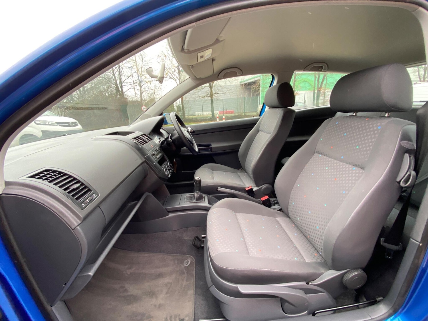 Used Volkswagen Polo 2004 for sale - 77469103: Photo 38