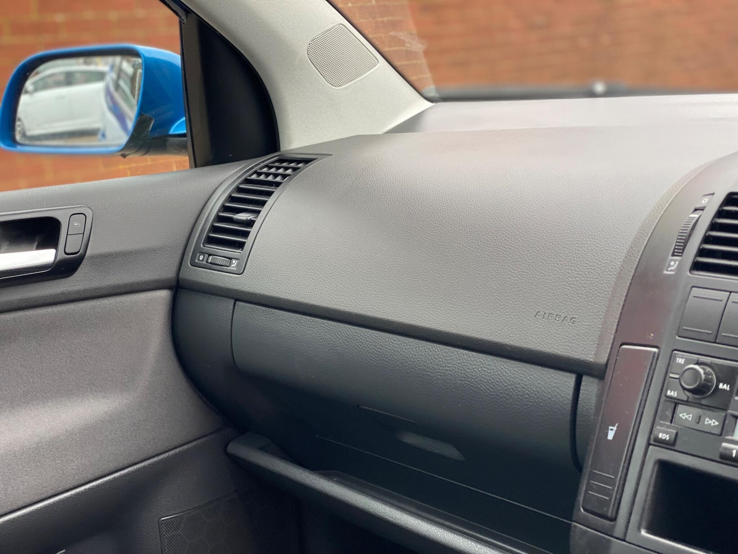 Used Volkswagen Polo 2004 for sale - 77469103: Photo 48