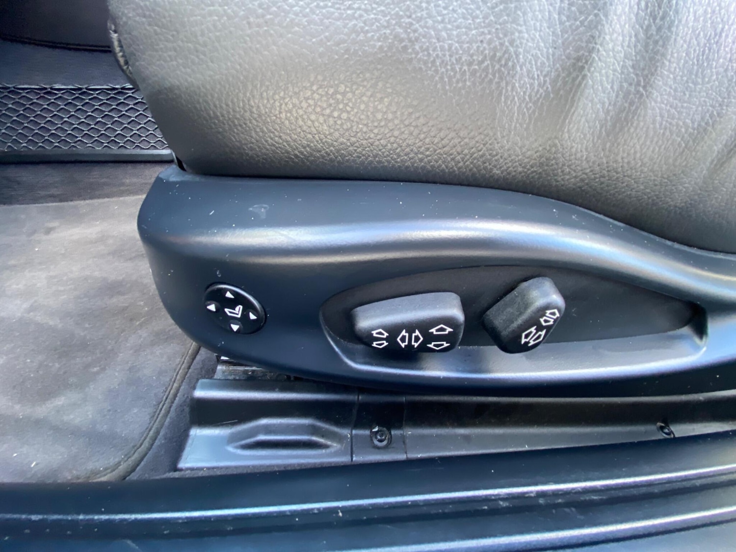 Used BMW 6 Series 2007 for sale - 78047970: Photo 37