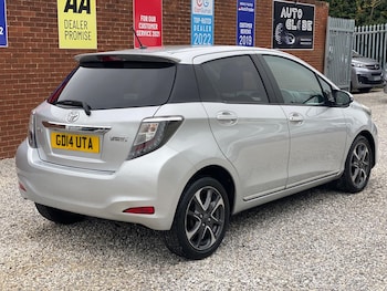 Used Toyota Yaris 2014 for sale - 75978955: Photo