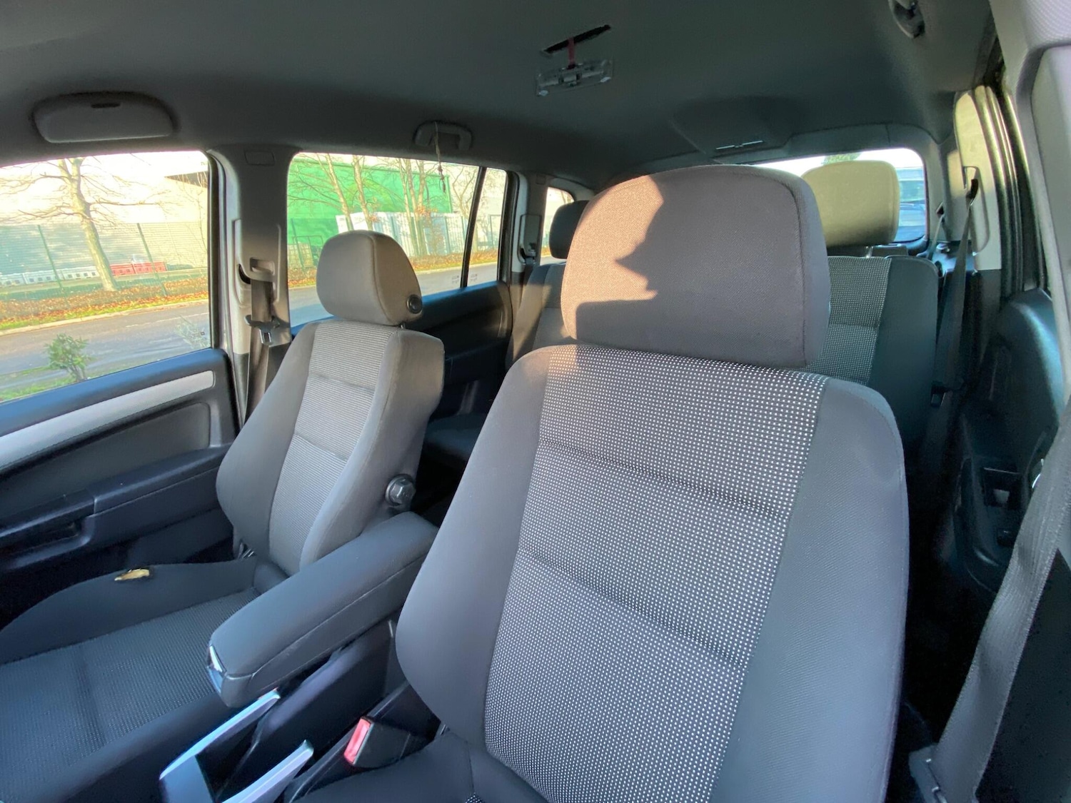 Used Vauxhall Zafira 2010 for sale - 76689032: Photo 13