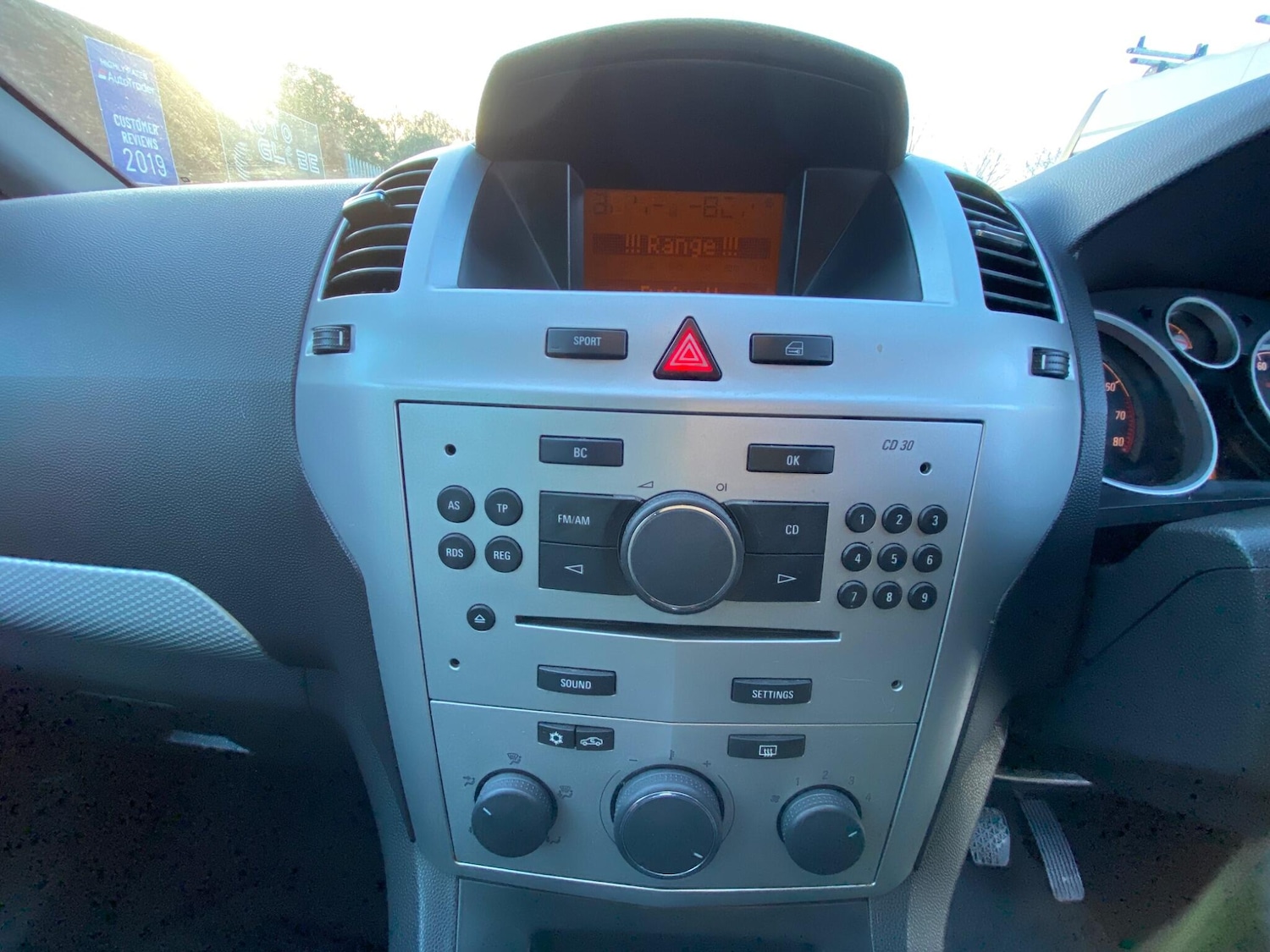 Used Vauxhall Zafira 2010 for sale - 76689032: Photo 24