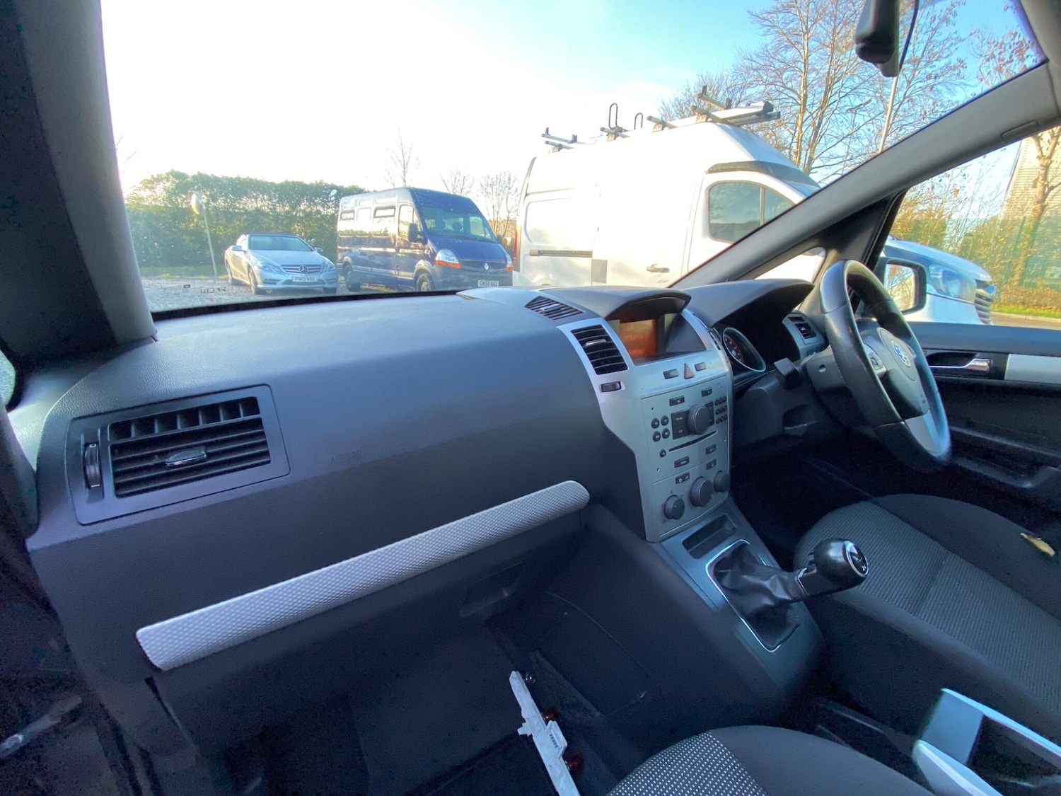 Used Vauxhall Zafira 2010 for sale - 76689032: Photo 27