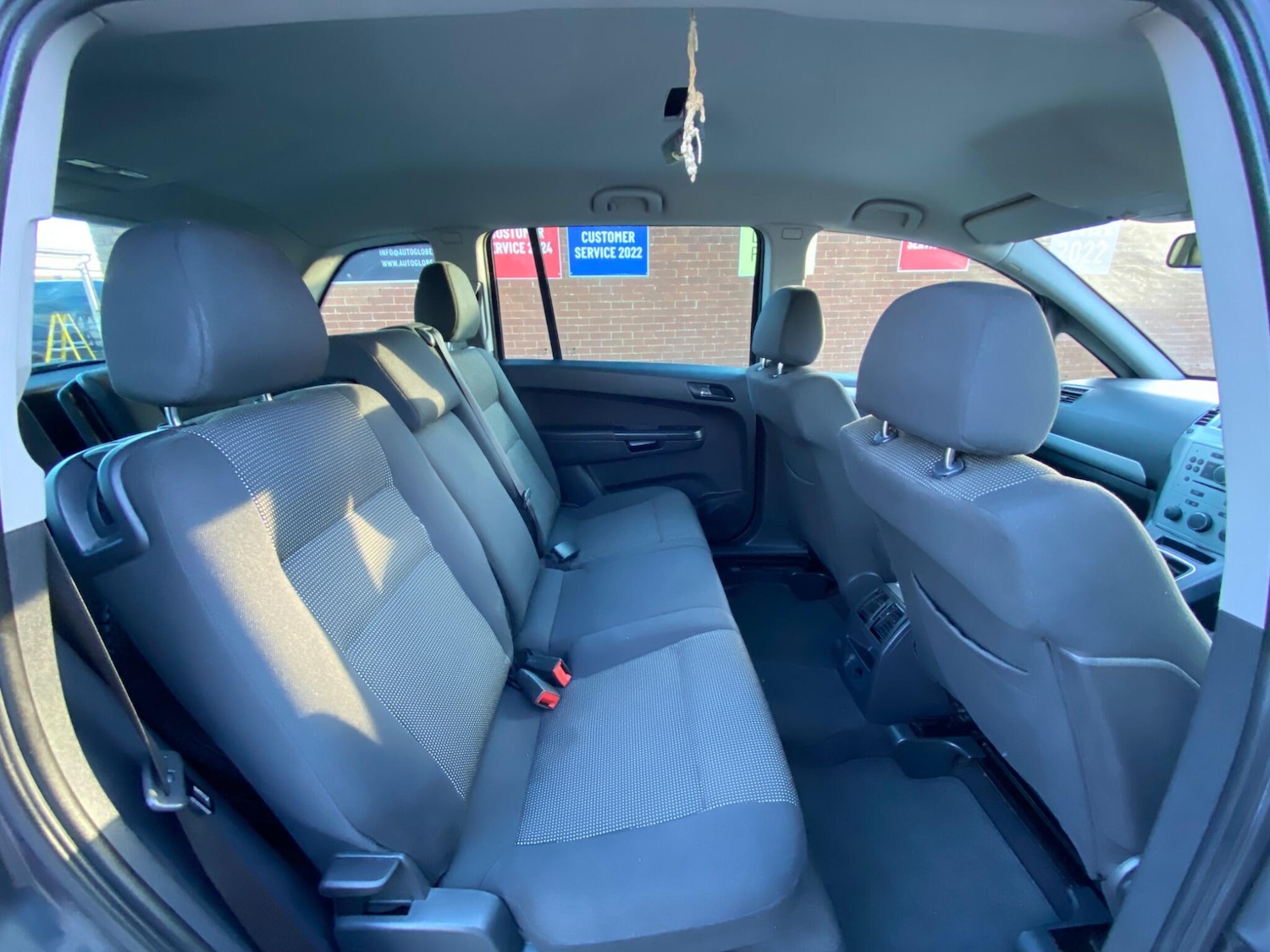 Used Vauxhall Zafira 2010 for sale - 76689032: Photo 35