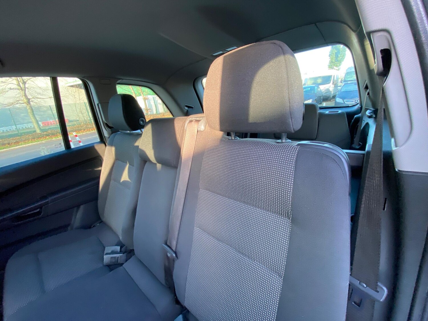 Used Vauxhall Zafira 2010 for sale - 76689032: Photo 38