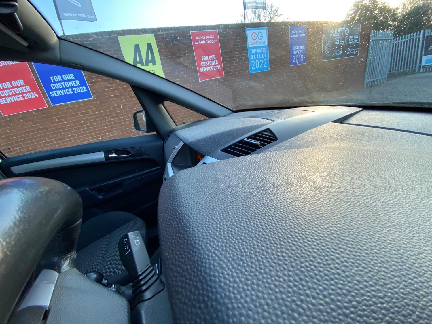 Used Vauxhall Zafira 2010 for sale - 76689032: Photo 39